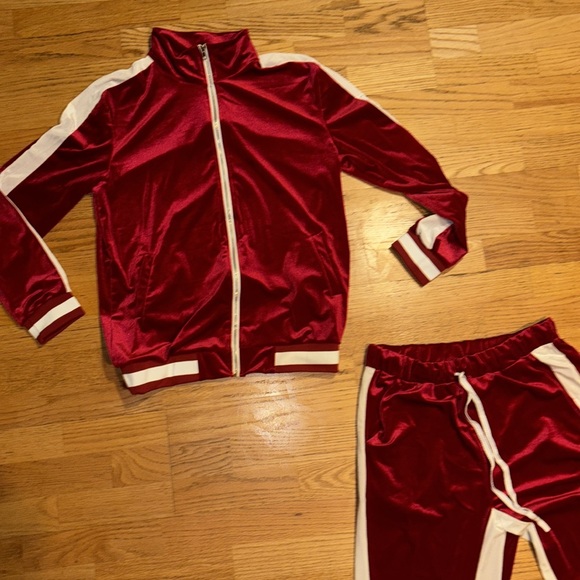 Track suit outfit deep red with white strip zip up top top collar extra large - Picture 3 of 9